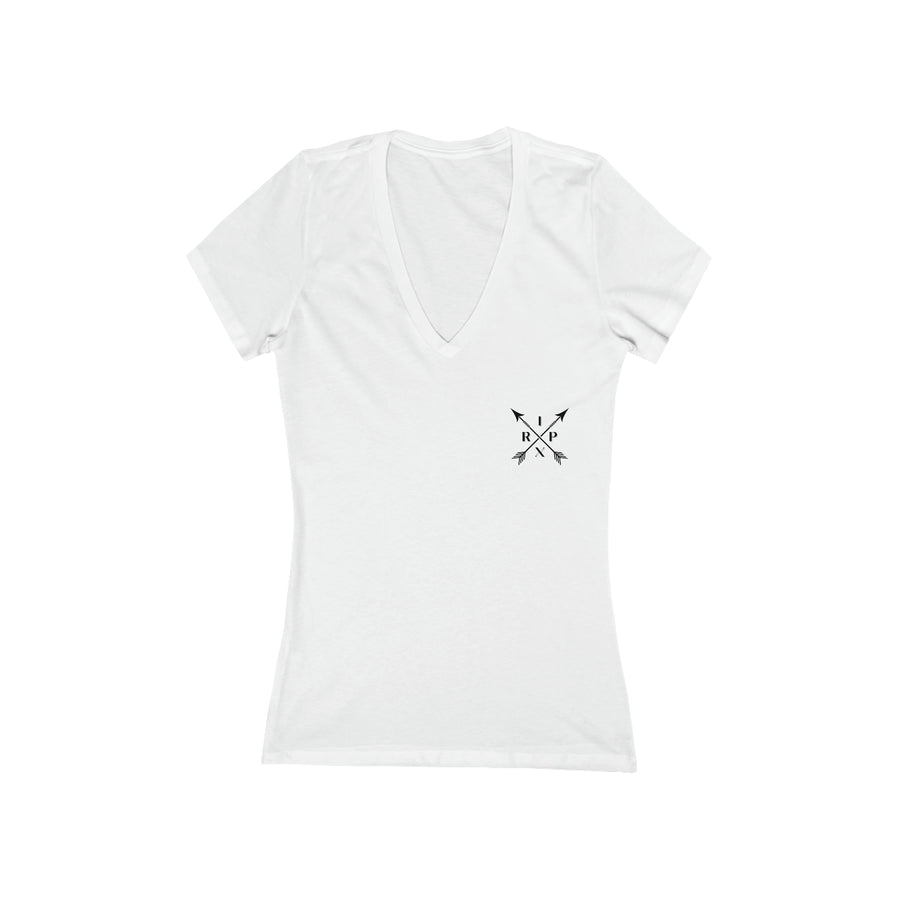 Women's V-neck Tee - "No me Importa" ERA